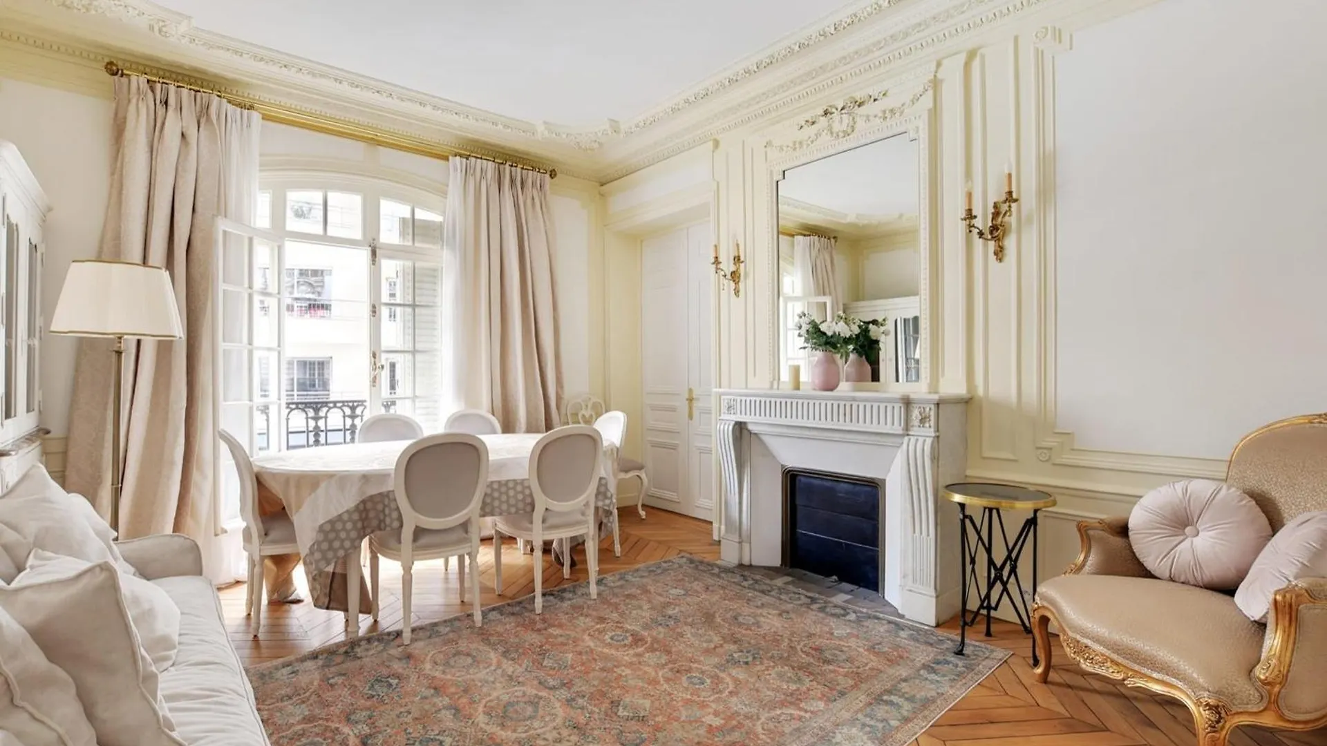 Διαμέρισμα Trocadero - Longchamp 2bdr *